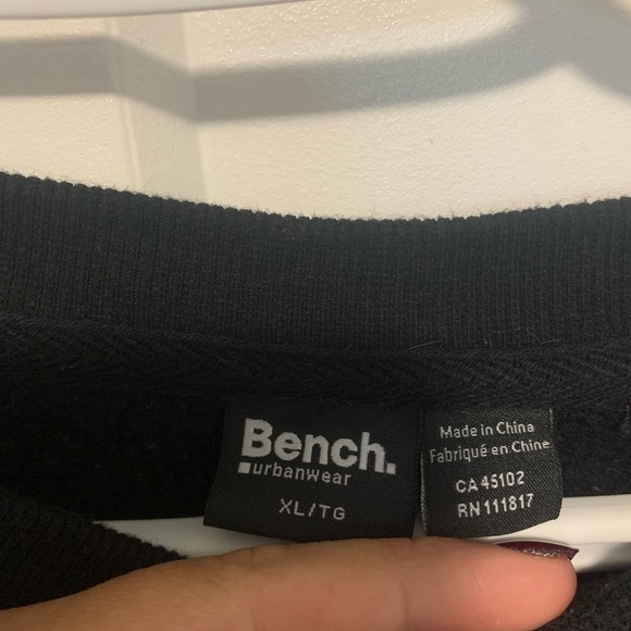 Bench women’s xl black crew neck sweater - Picture 3 of 3